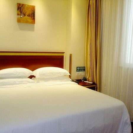 Greentree Inn Jiangsu Wuxi Dongting Leather City Express Hotel Exterior photo
