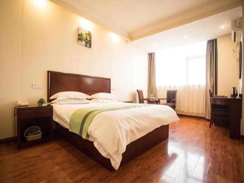 Greentree Inn Jiangsu Wuxi Dongting Leather City Express Hotel Exterior photo