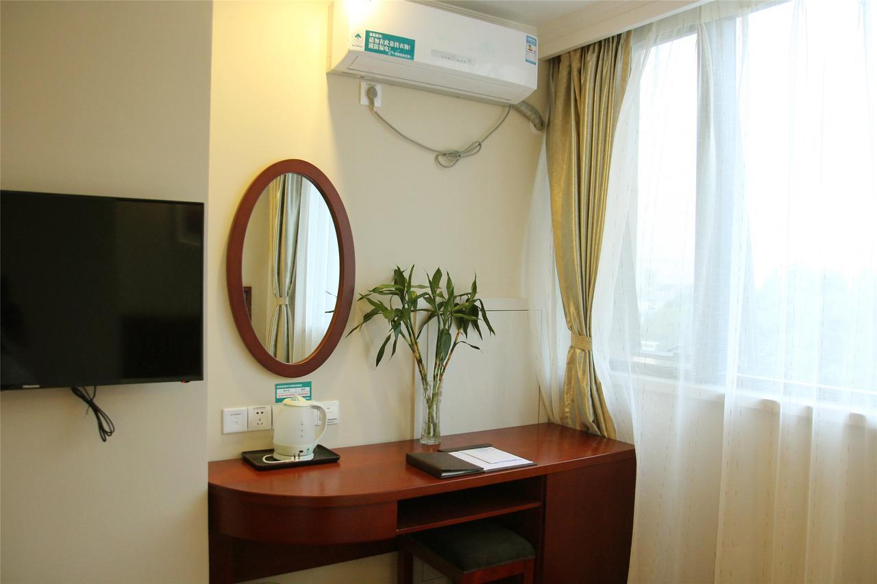 Greentree Inn Jiangsu Wuxi Dongting Leather City Express Hotel Exterior photo